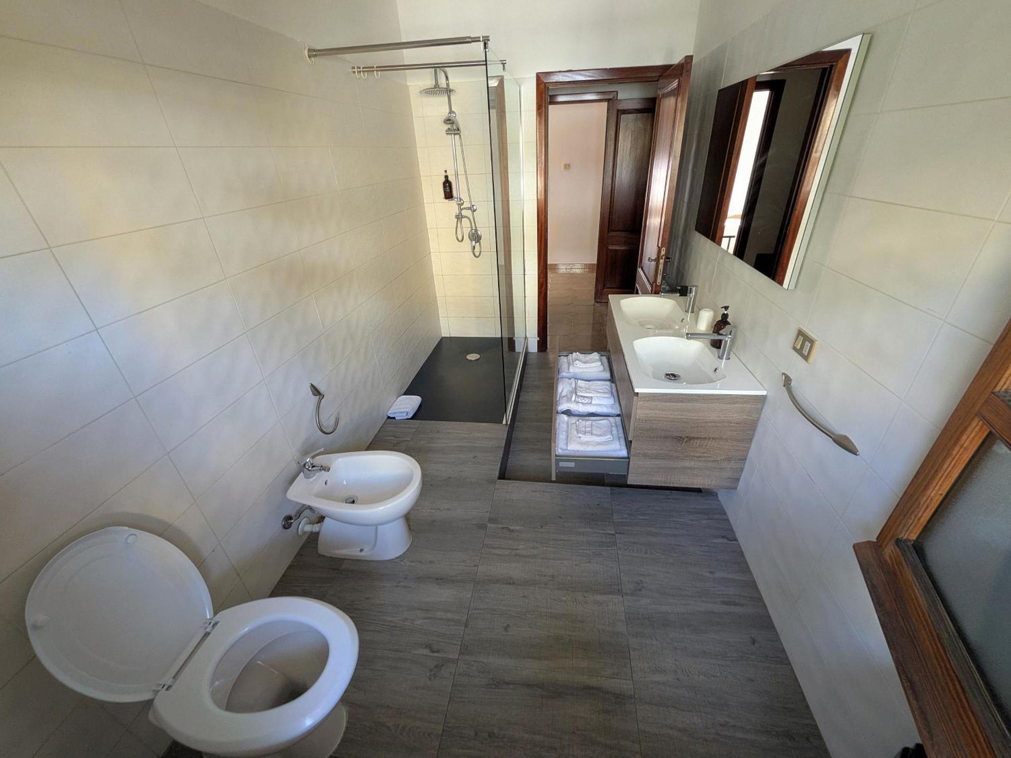 Апартаменты House Riky Ассемини Экстерьер фото